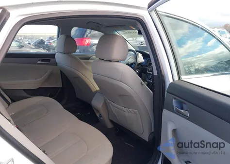 2018 Hyundai Sonata Se z USA, uszkodzony, nr VIN 5NPE24AF6JH653964